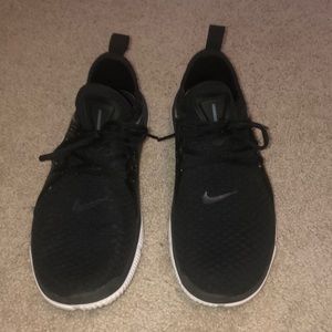 NIKE ACALME BLACK SIZE 11.5